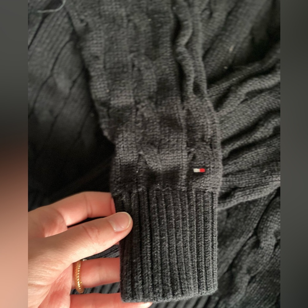 Tommy Hilfiger Black V-Neck Cable Knit Sweater - Picture 5 of 5